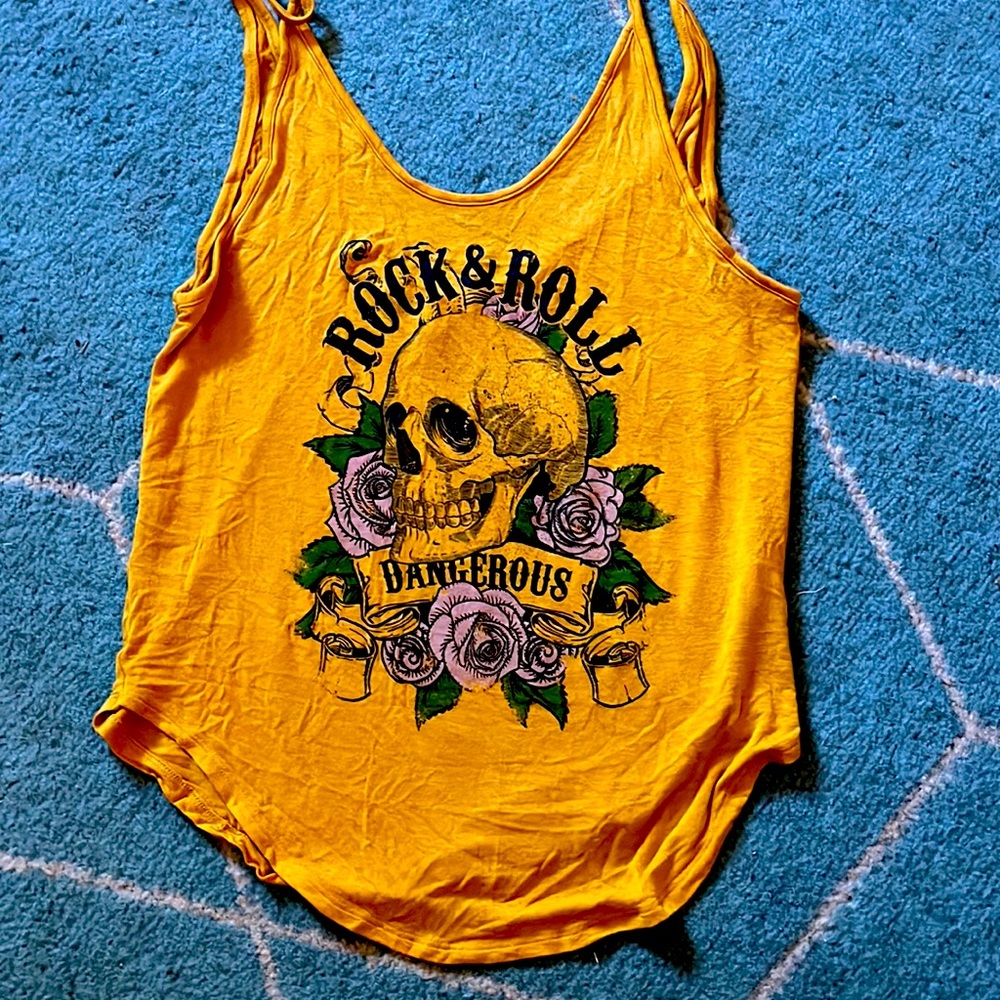 Urban Heritage Med Crop tank